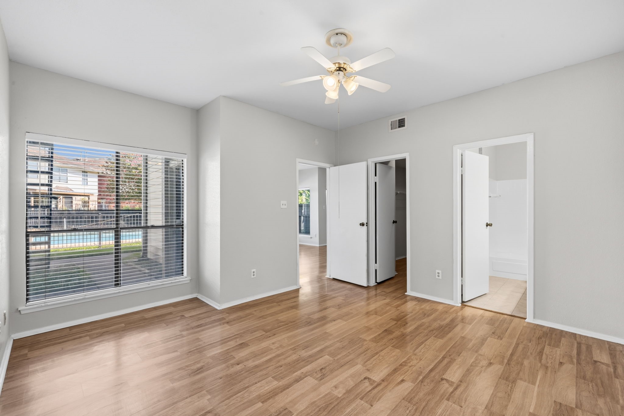 6602 Harbor Town Drive 1207 Property Photo 10