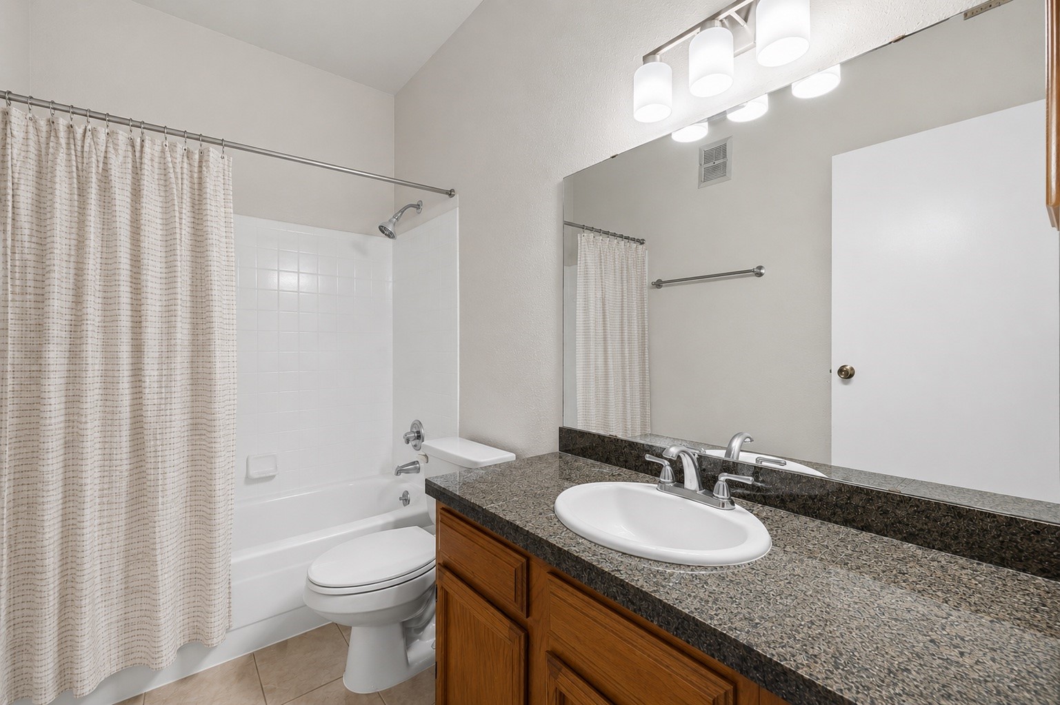 6602 Harbor Town Drive 1207 Property Photo 11