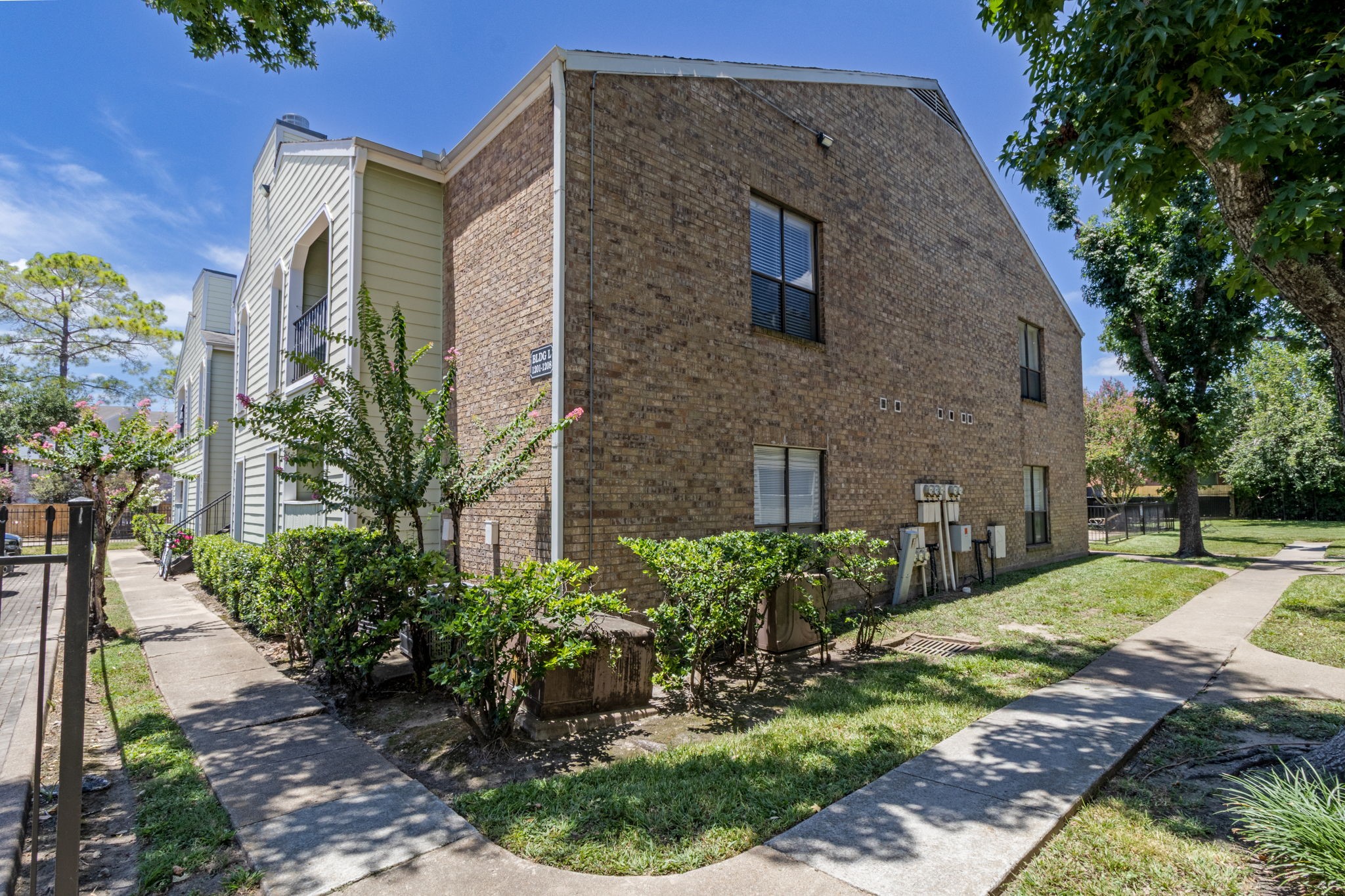 6602 Harbor Town Drive 1207 Property Photo 18