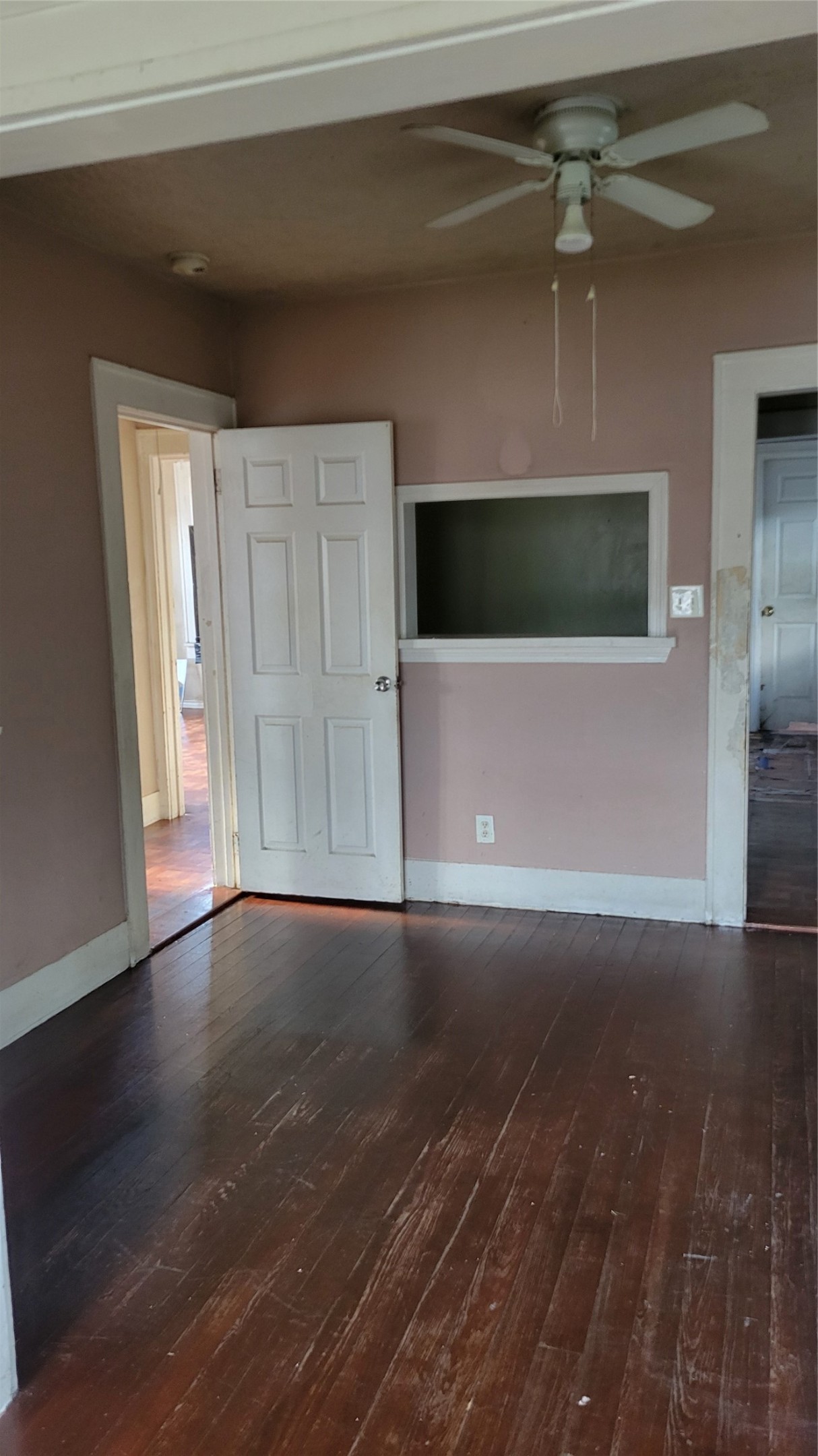 203 Coronado Street Property Photo 7