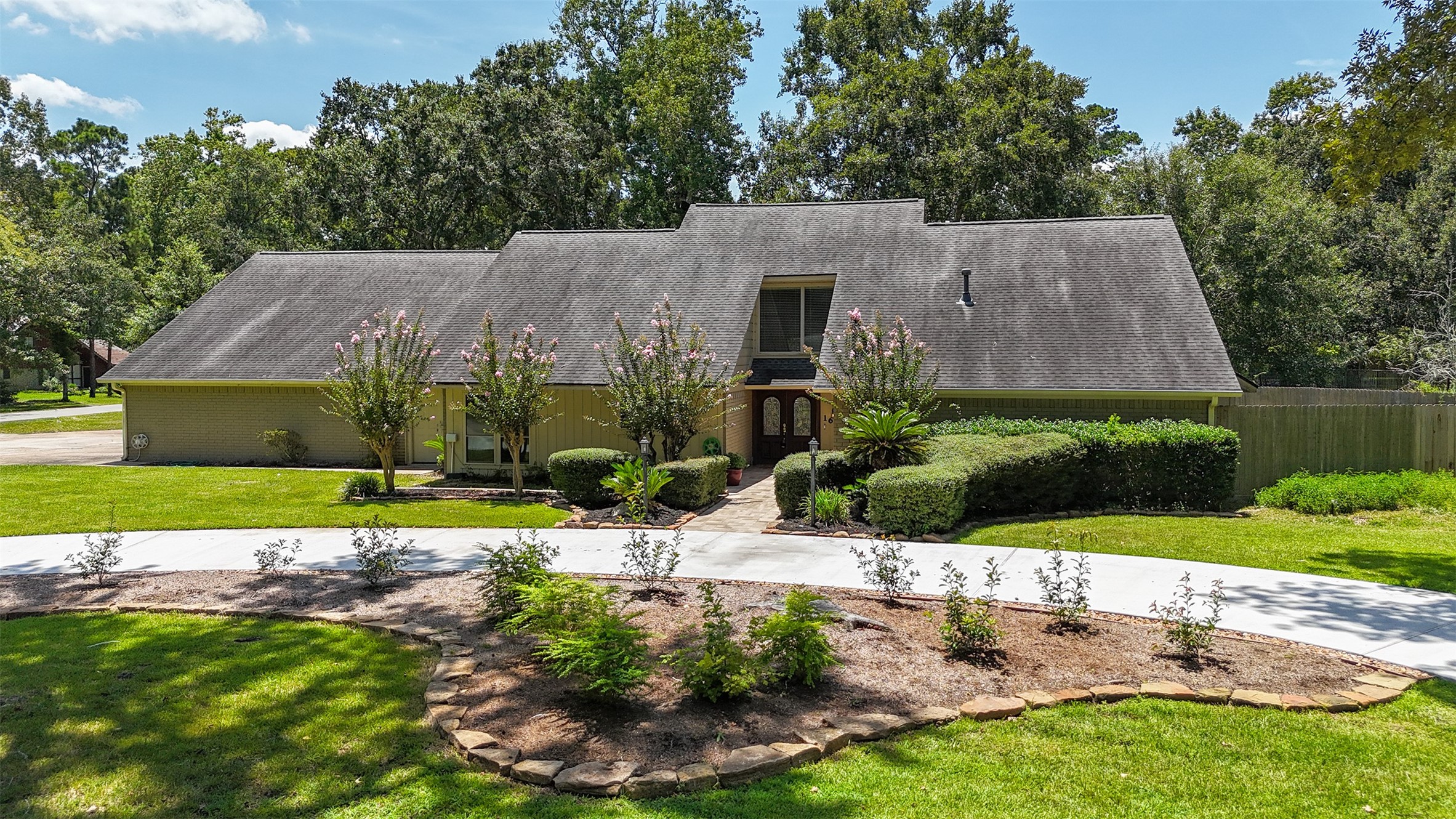 1630 Cypress Lane Property Photo 4