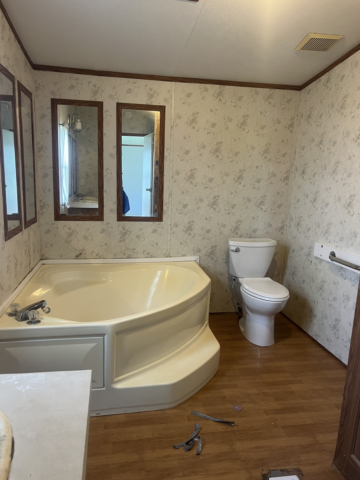 16268 Wrangler Avenue Property Photo 13