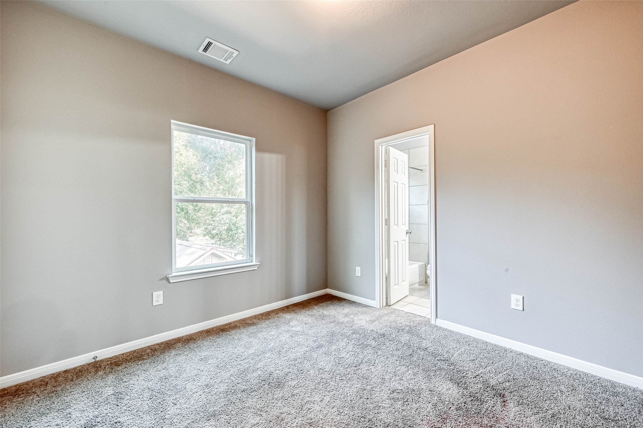 7903 Moon Beam Street B Property Photo 10