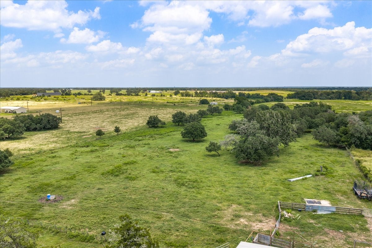 7300 Goehring Road Property Photo 4