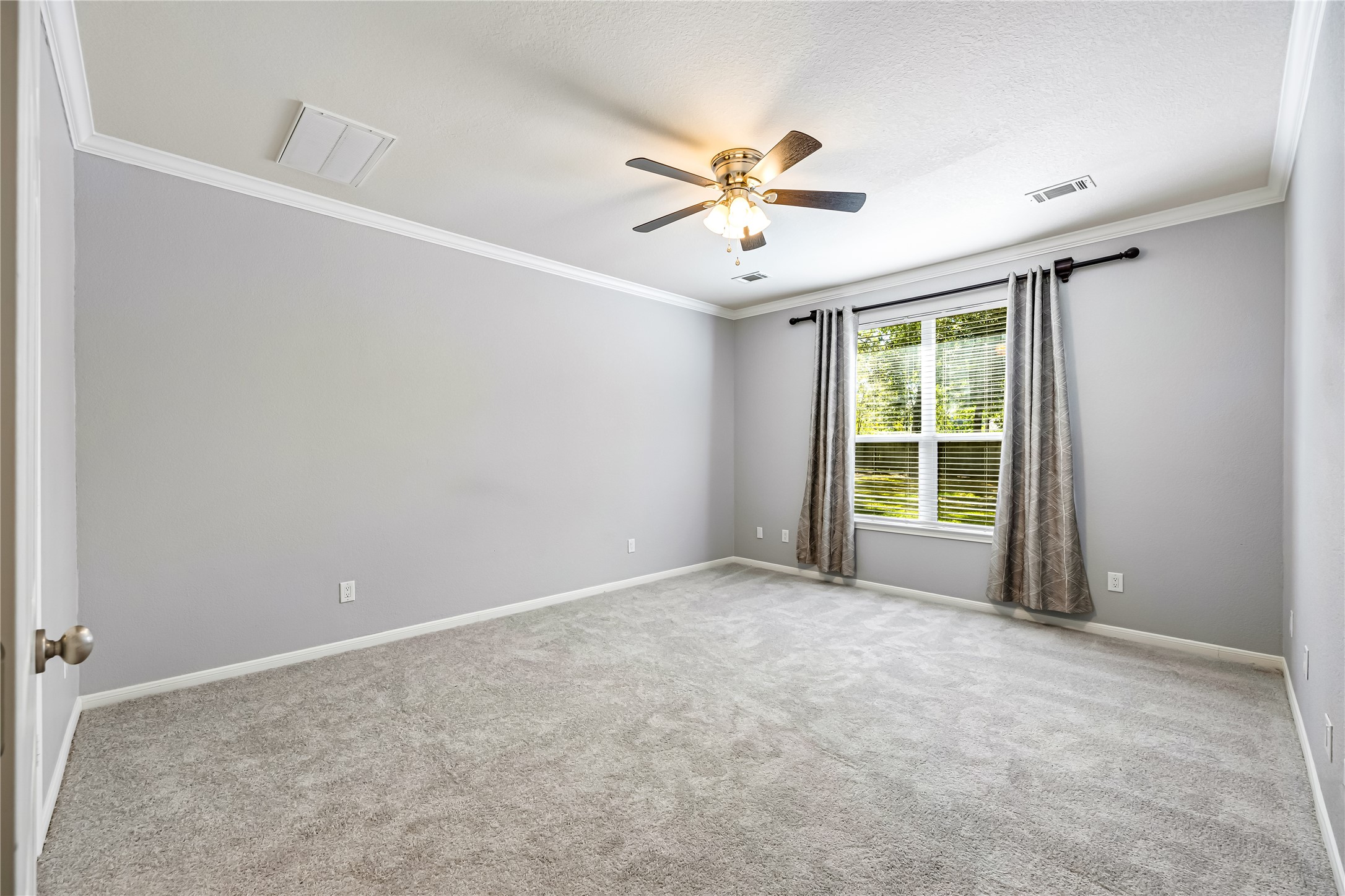 10228 Little T Property Photo 14
