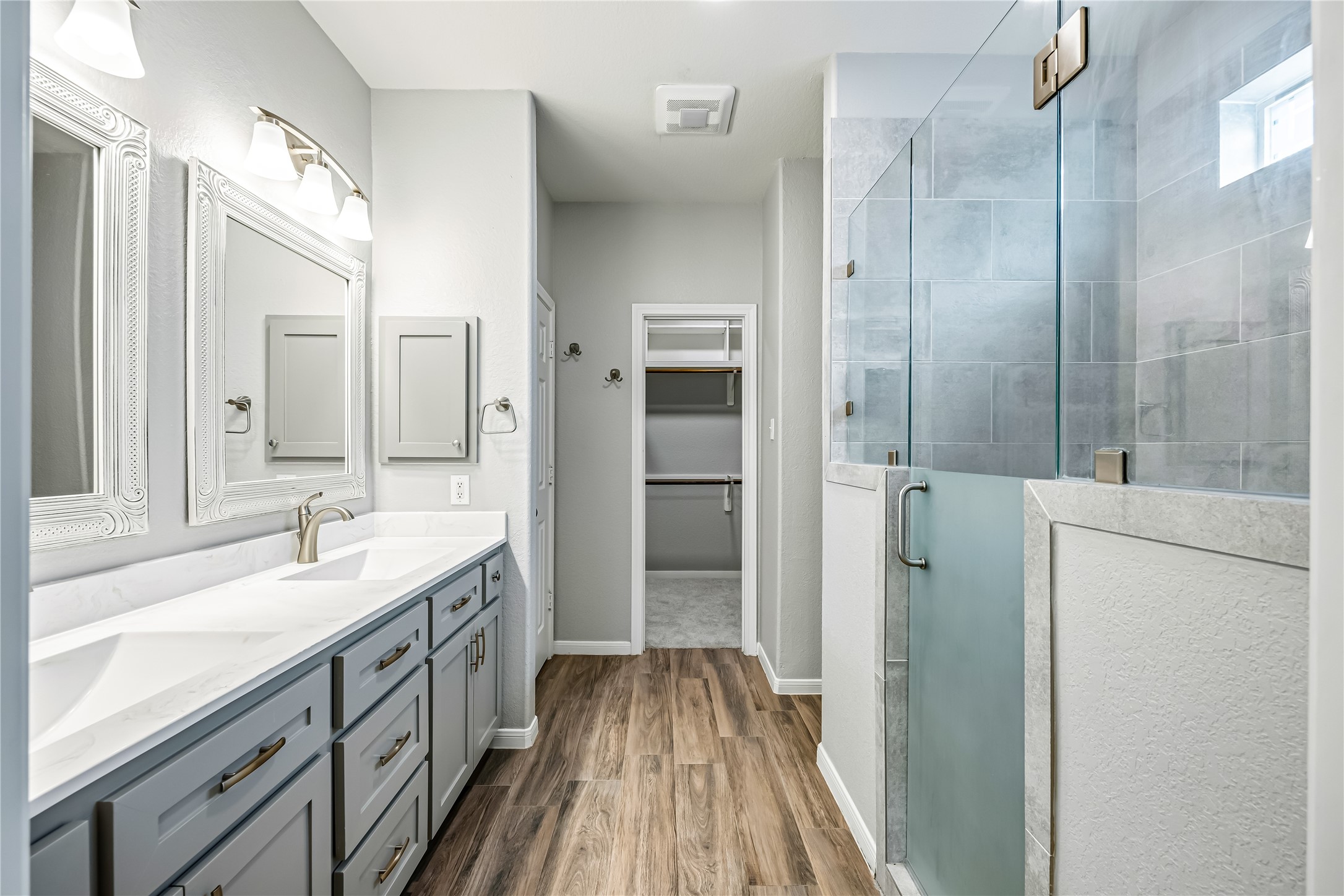 10228 Little T Property Photo 15