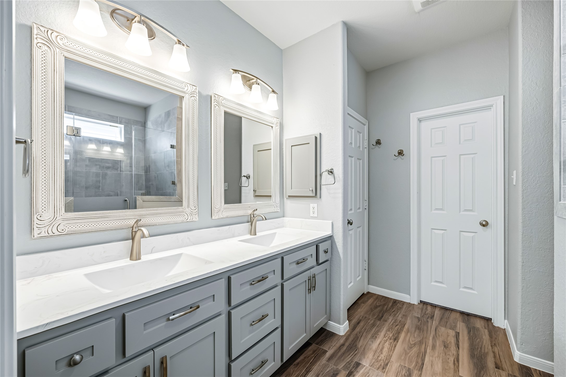 10228 Little T Property Photo 16