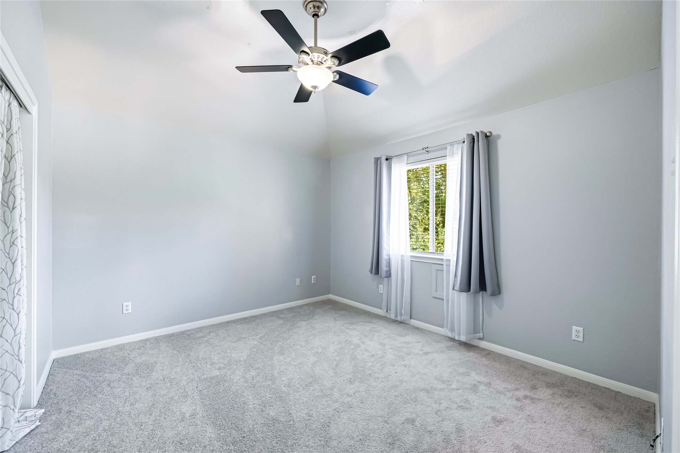 10228 Little T Property Photo 21