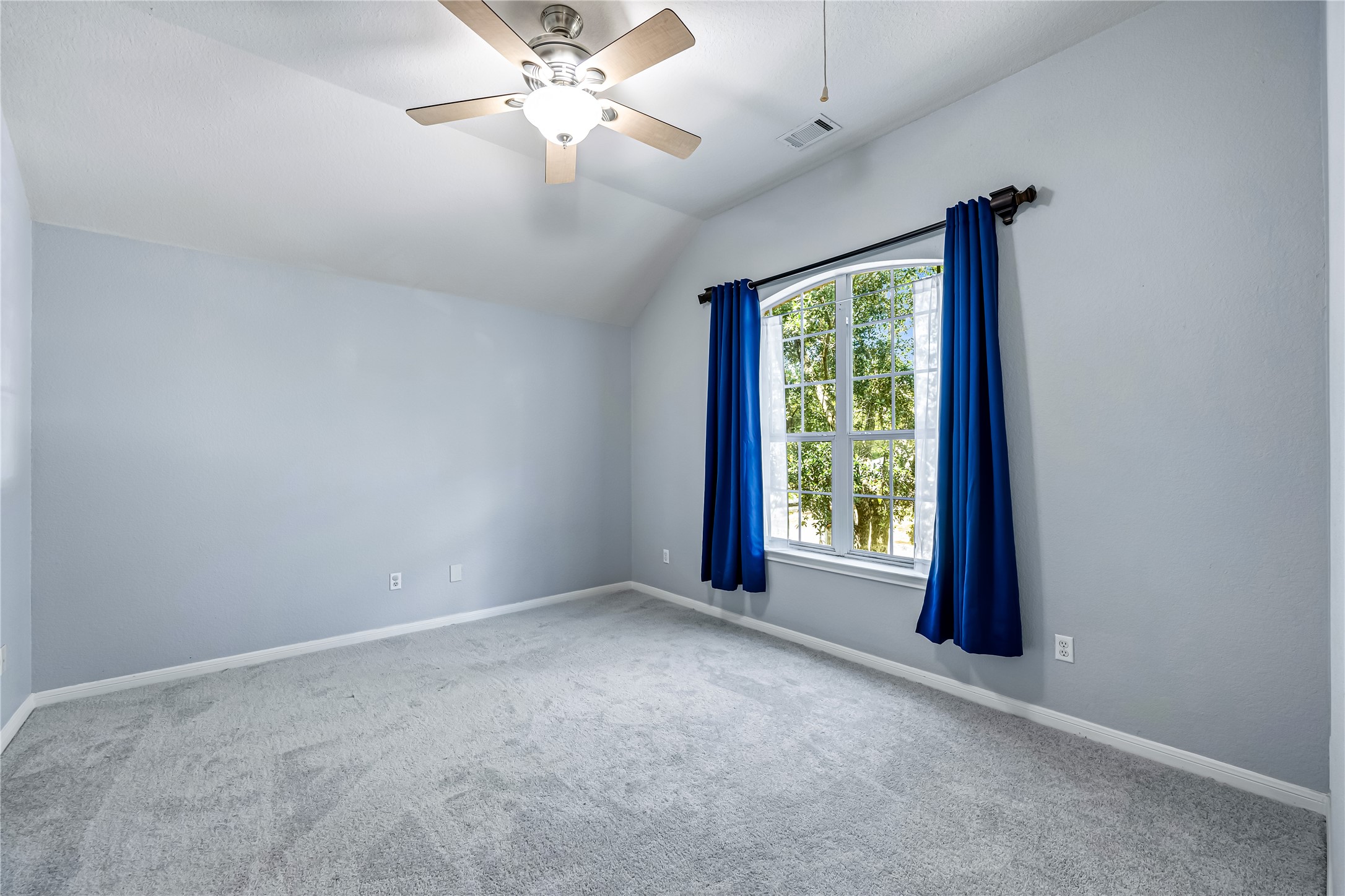 10228 Little T Property Photo 22