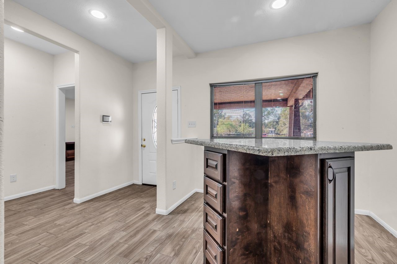 25171 Virginia Lane Property Photo 10