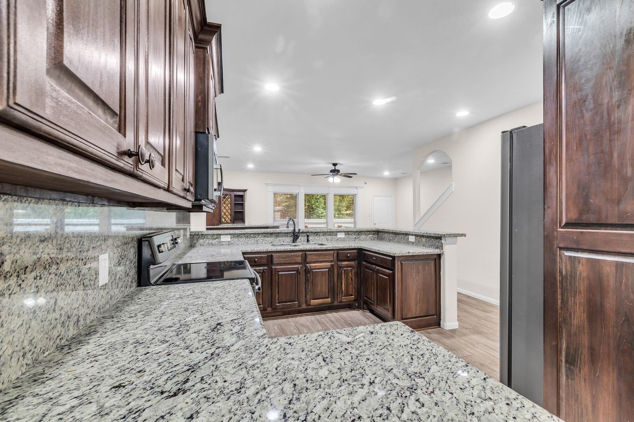 25171 Virginia Lane Property Photo 11