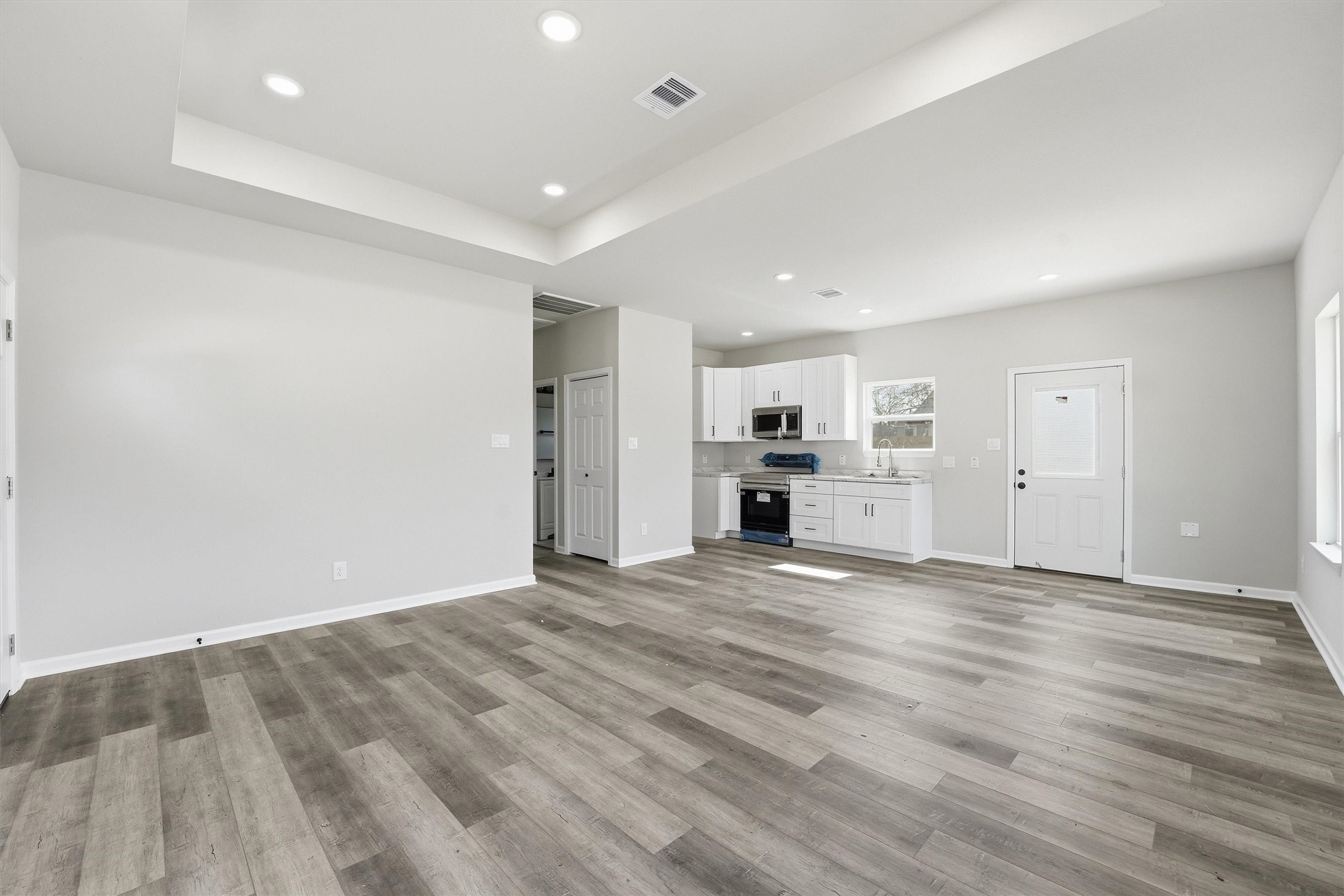 3789 Piney Point Property Photo 6
