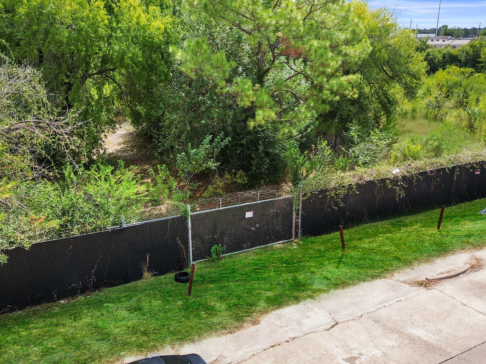 10403 Forum Park Drive Property Photo 5