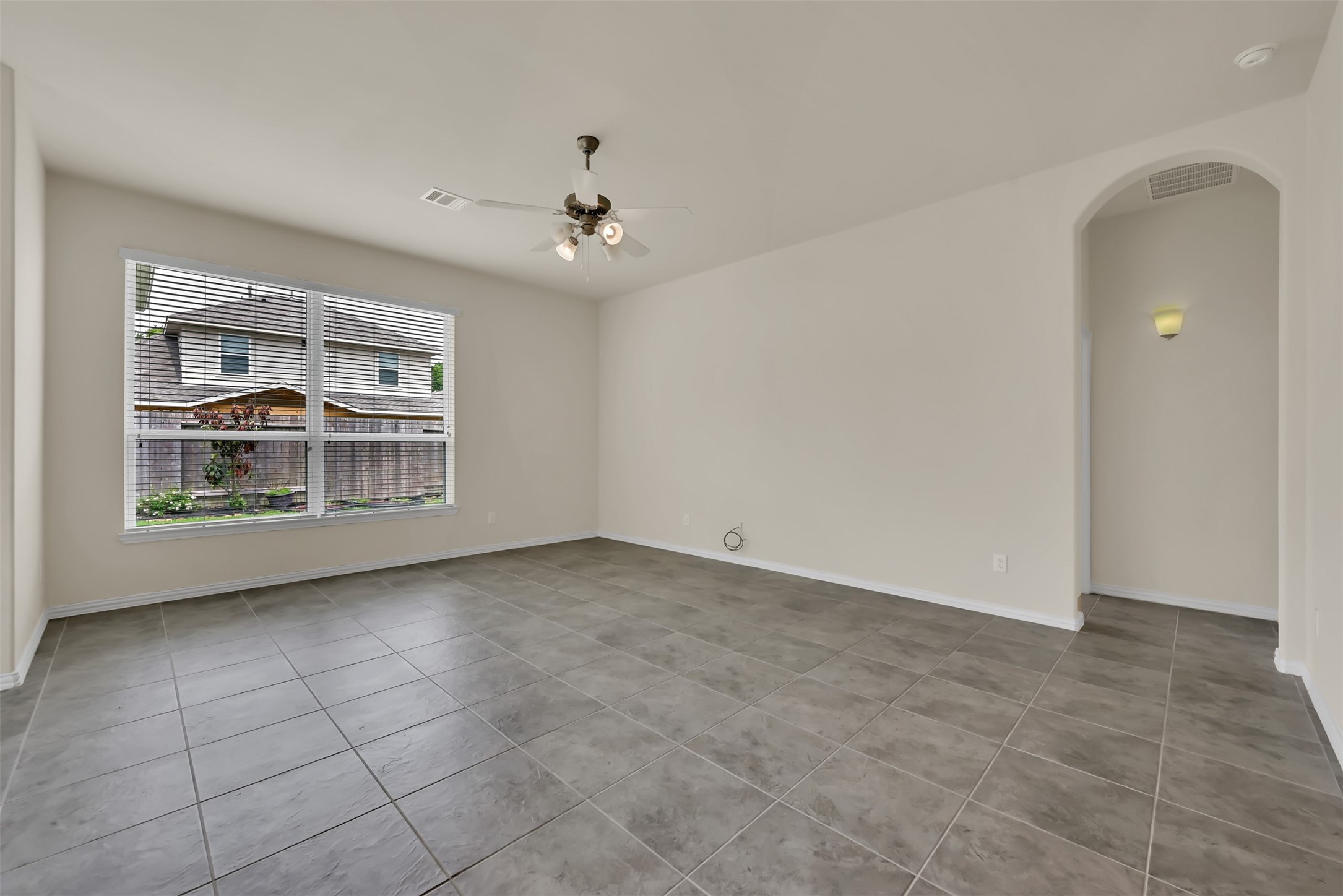 21331 Somerset Shores Crossing Property Photo 11