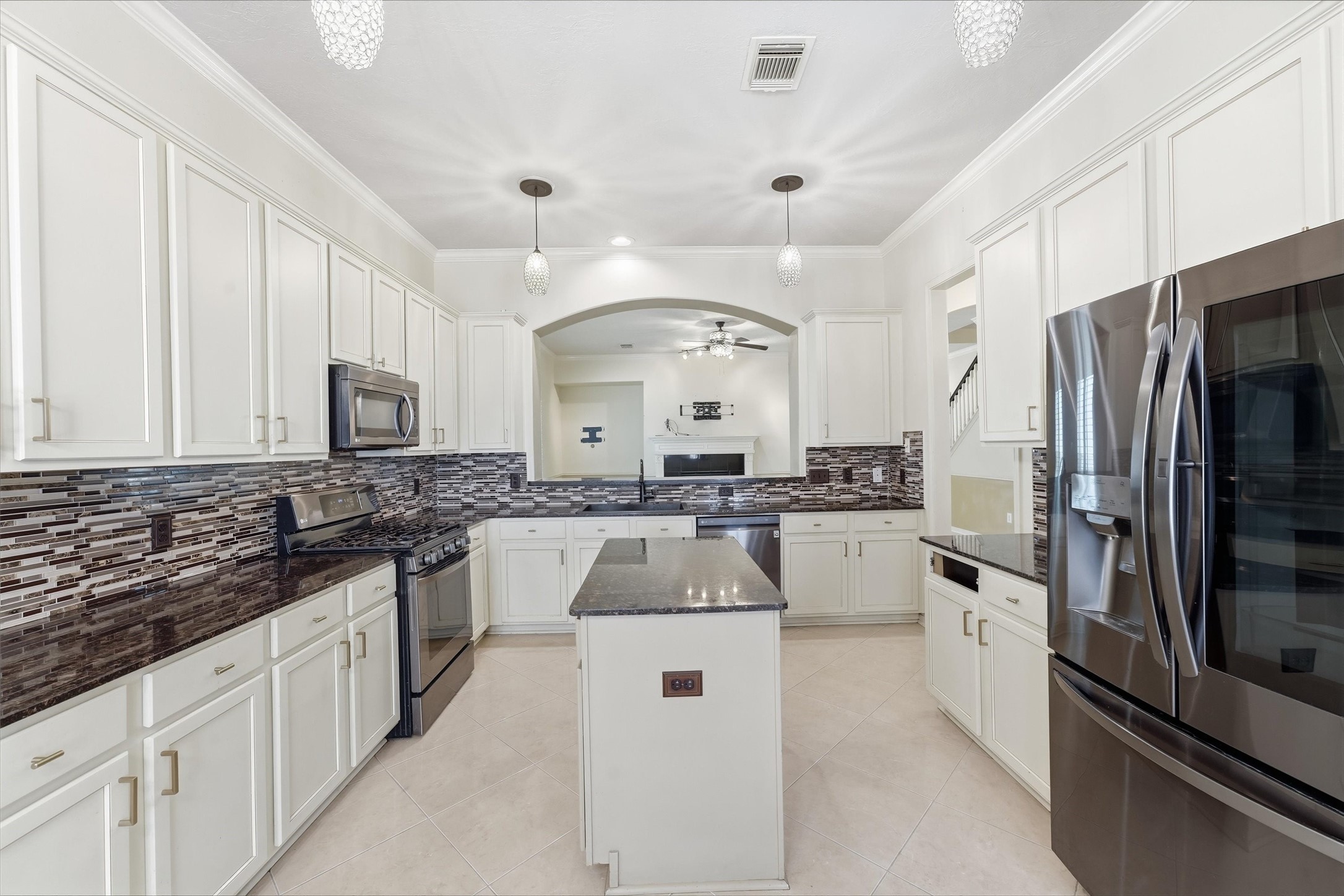 2635 Shady Acres Court Property Photo 10
