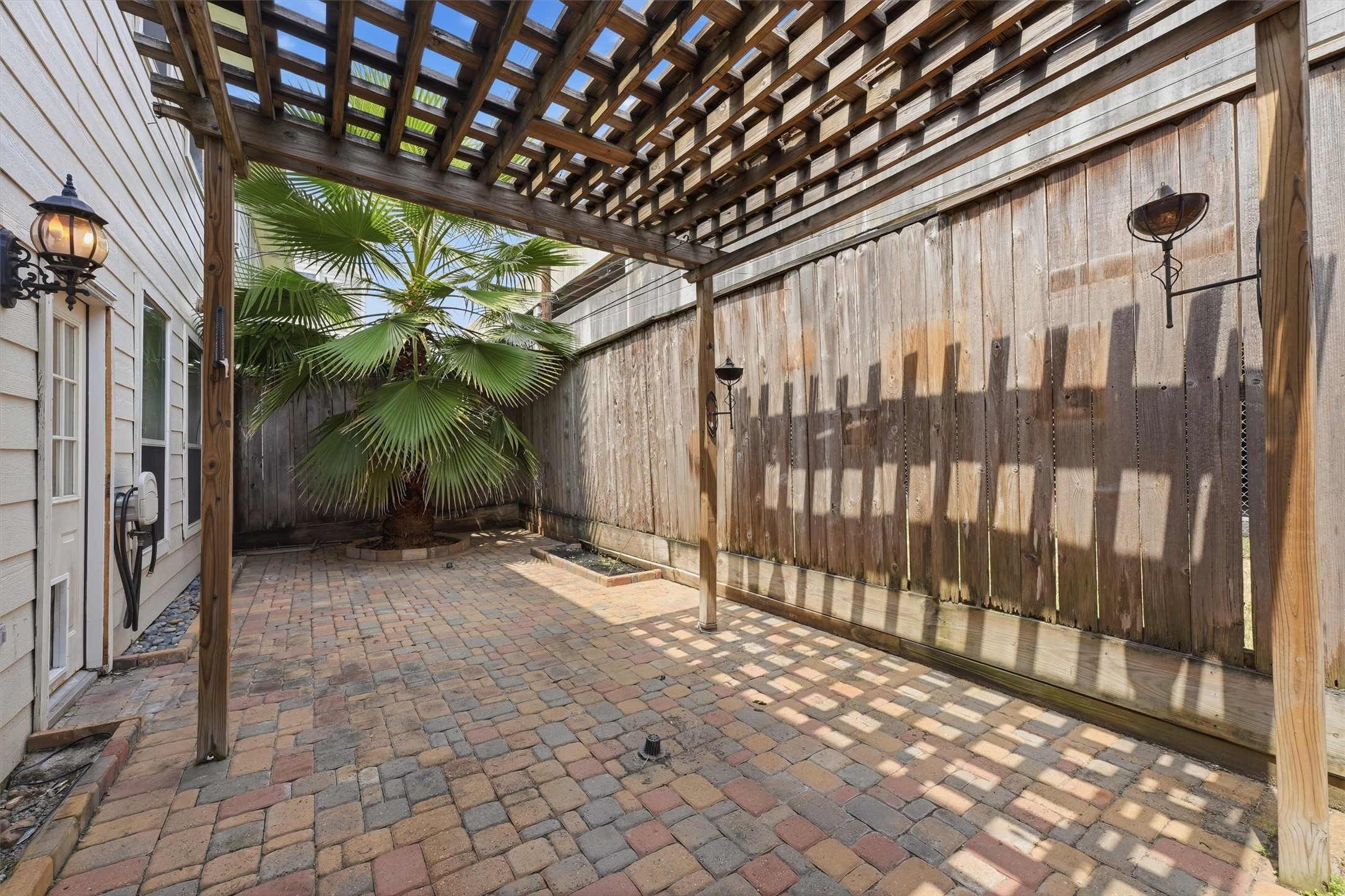2635 Shady Acres Court Property Photo 27