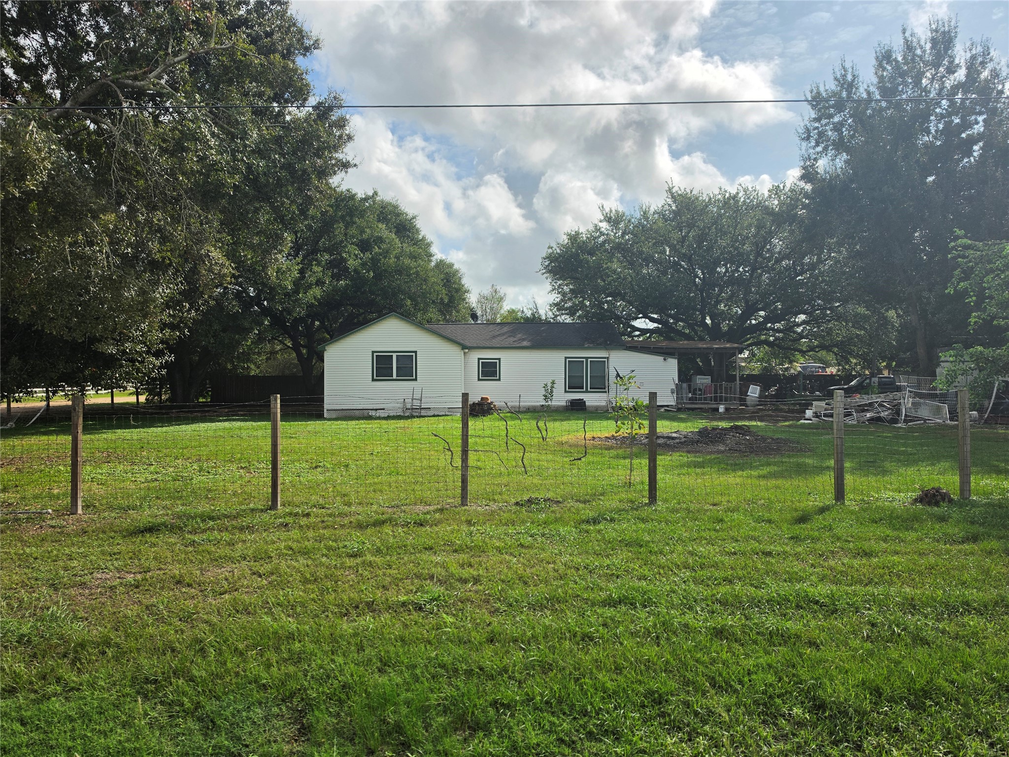 29911 Sunrise Drive Property Photo 1