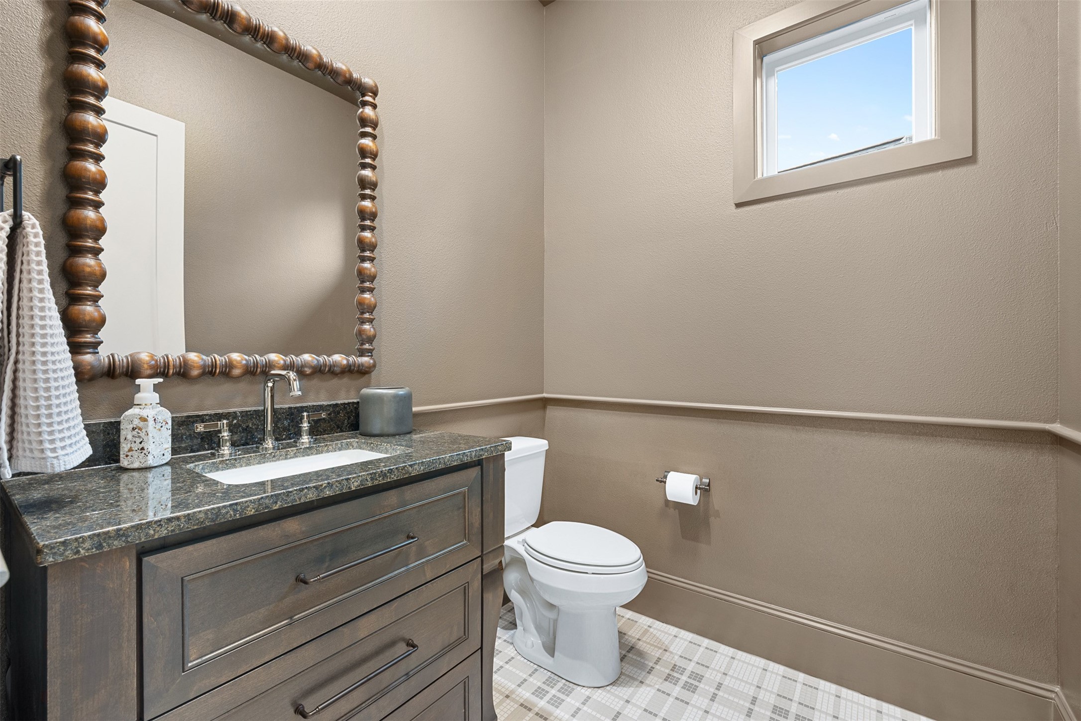 4902 Pearl River Court Property Photo 18