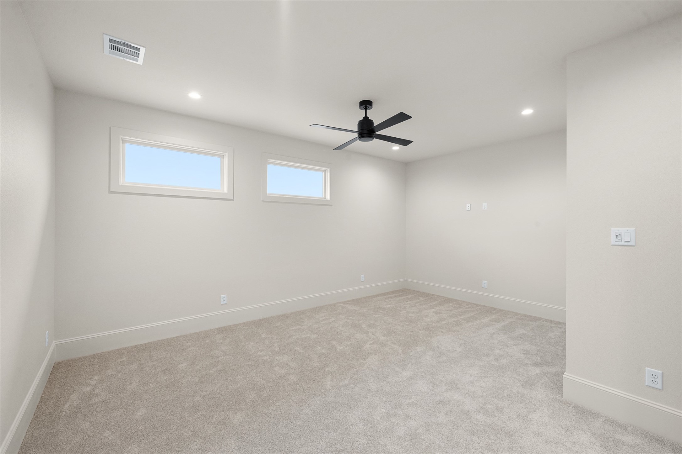 4902 Pearl River Court Property Photo 28