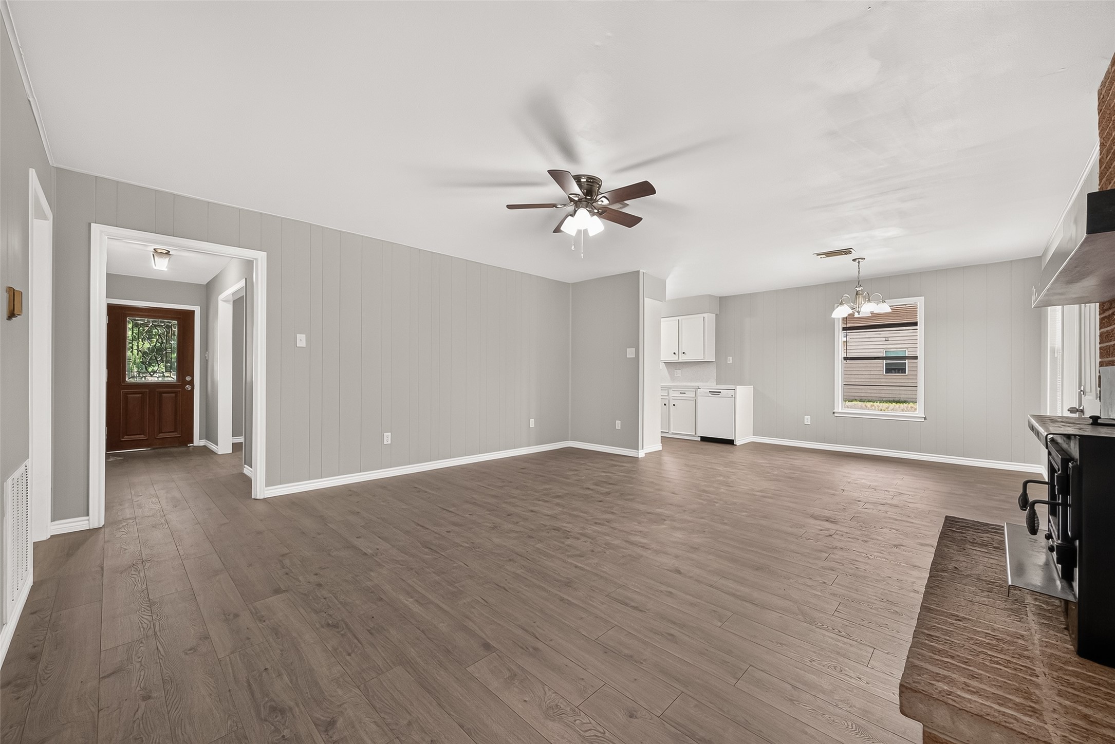 611 Dogwood Trail Property Photo 5