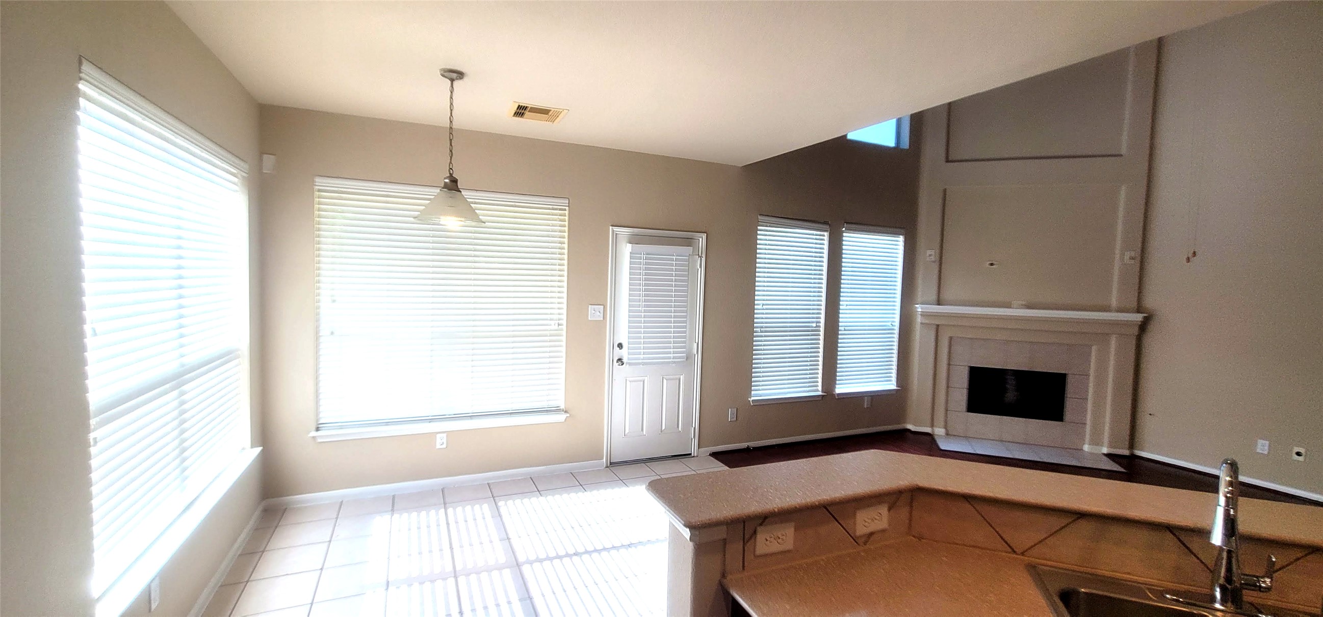 6023 Schaumburg Drive Property Photo 8