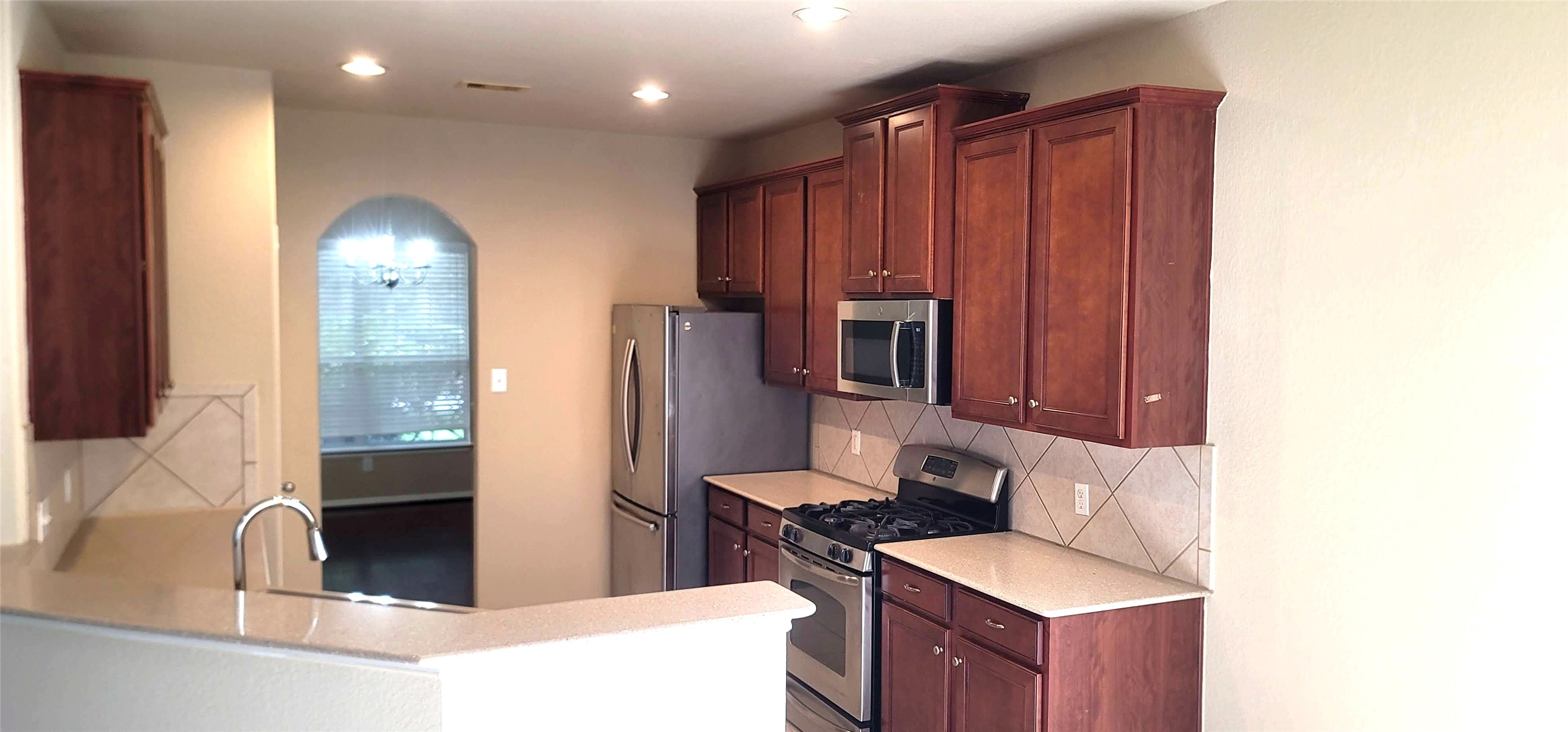 6023 Schaumburg Drive Property Photo 11