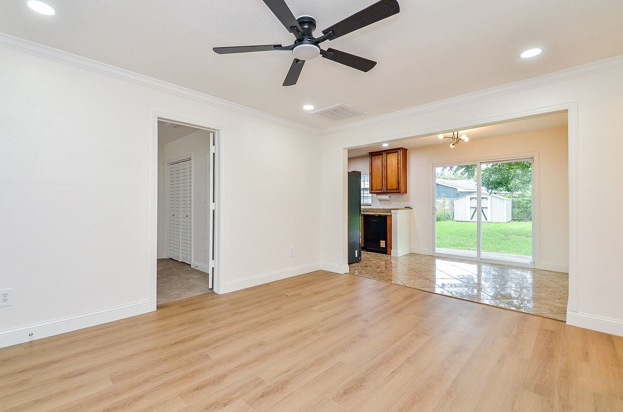 5710 Cherry Street Property Photo 4