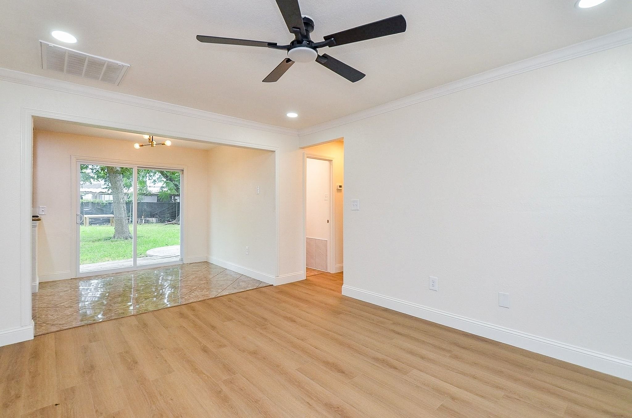 5710 Cherry Street Property Photo 5