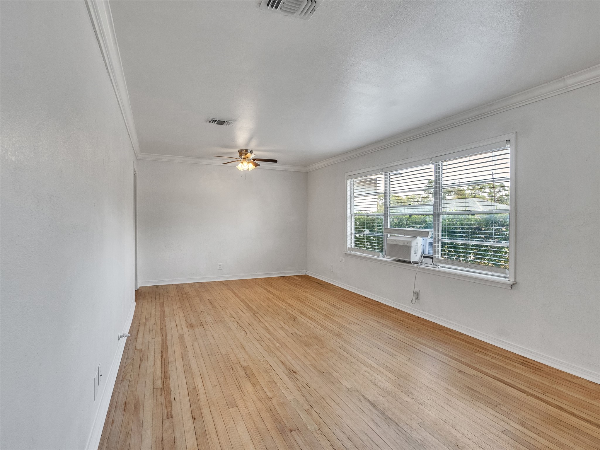 6942 Peyton Street Property Photo 3