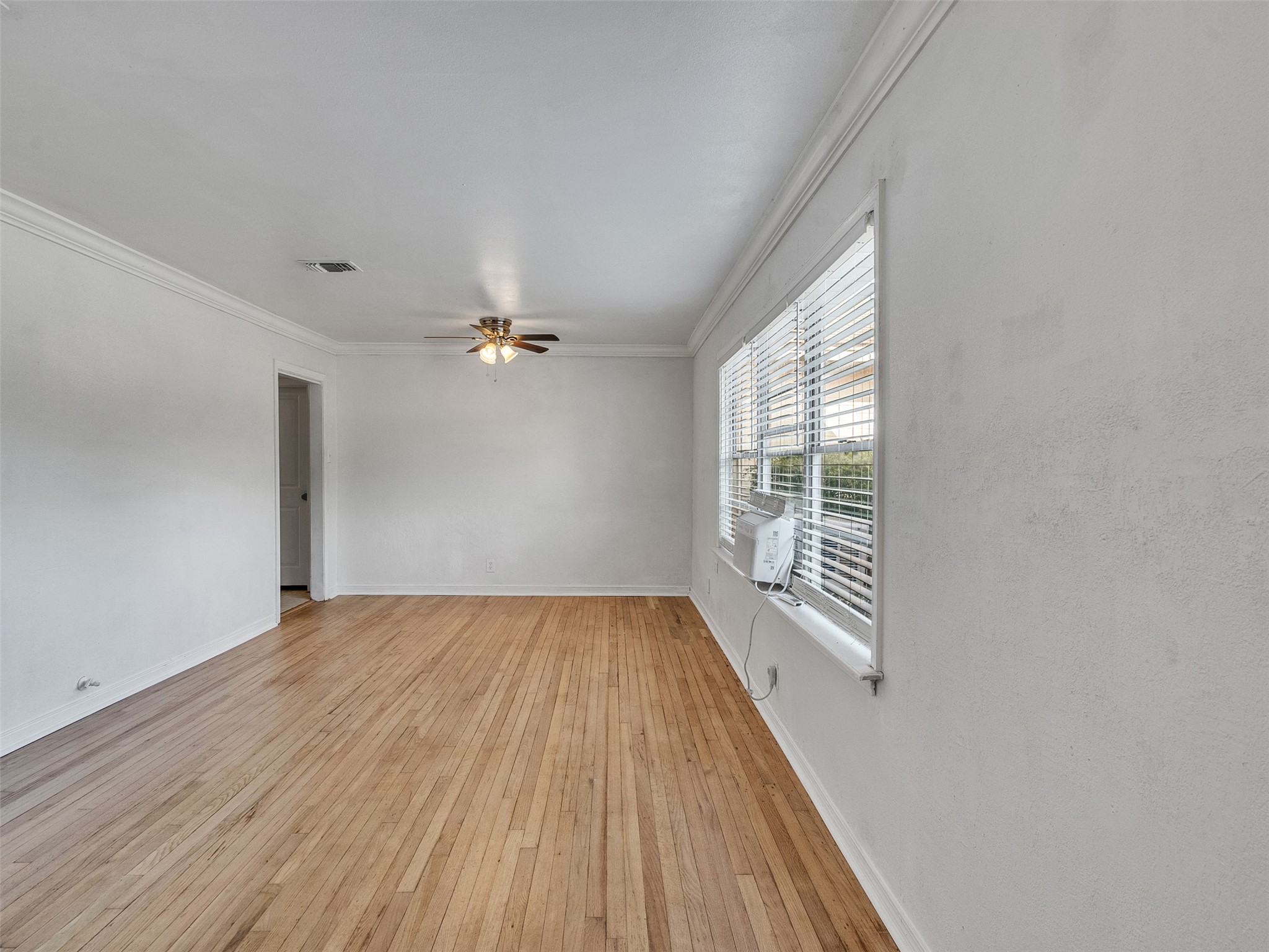 6942 Peyton Street Property Photo 5