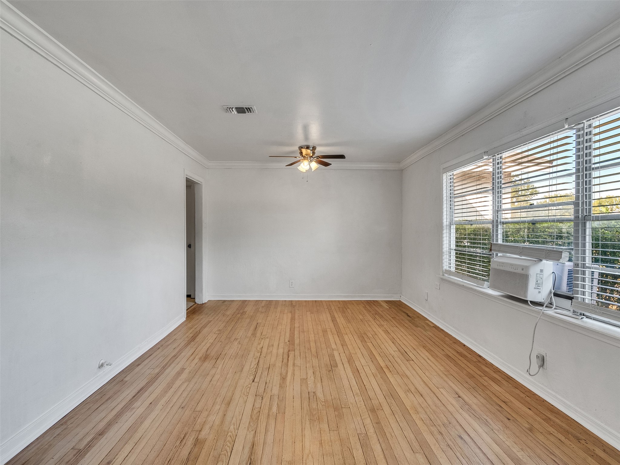 6942 Peyton Street Property Photo 7