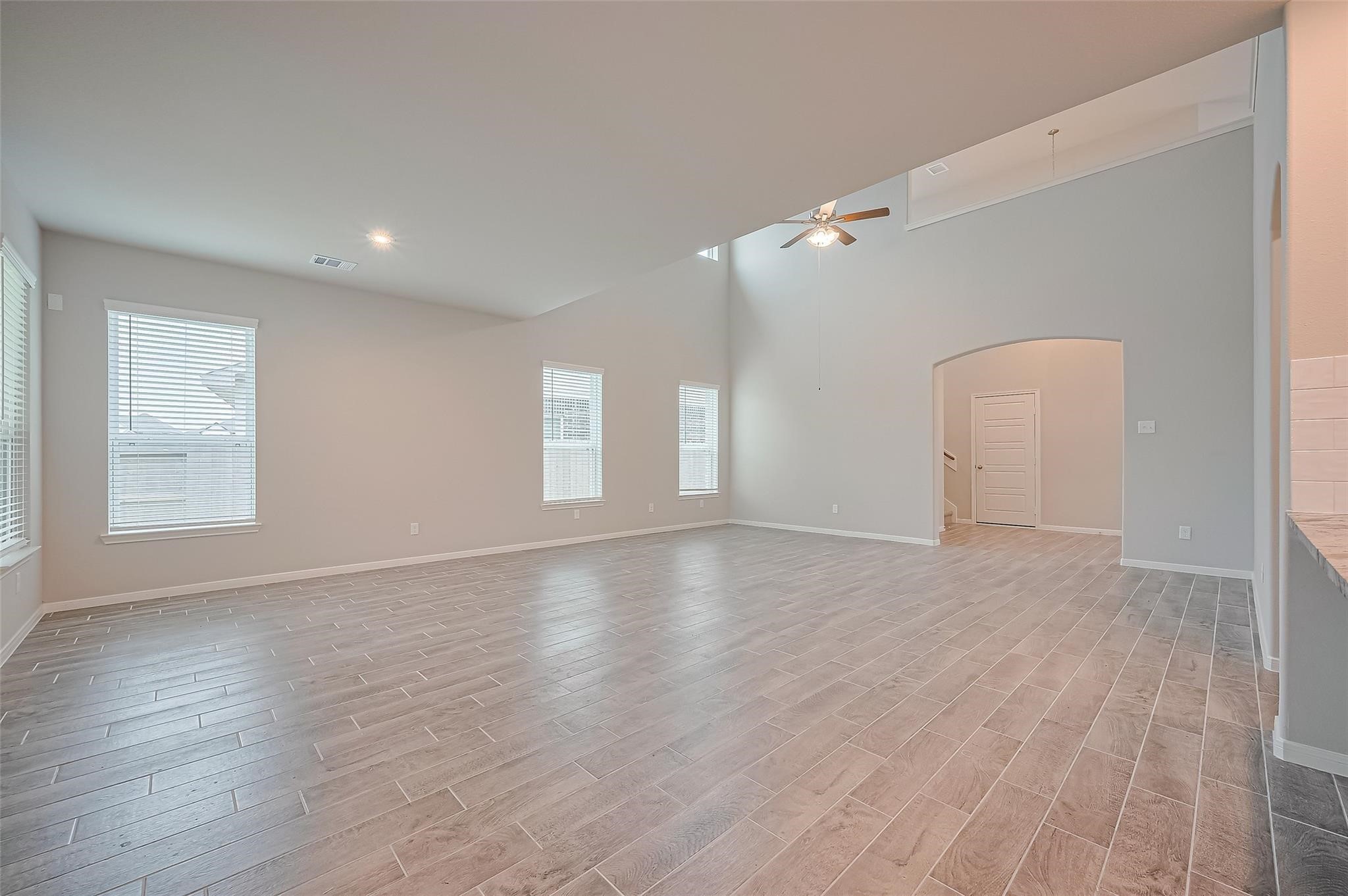 5122 Sedona Creek Dr Property Photo 8