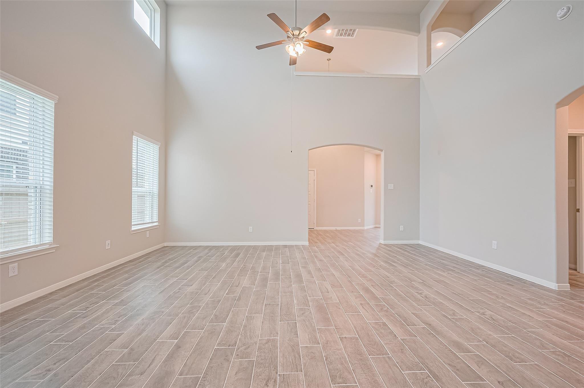 5122 Sedona Creek Dr Property Photo 10