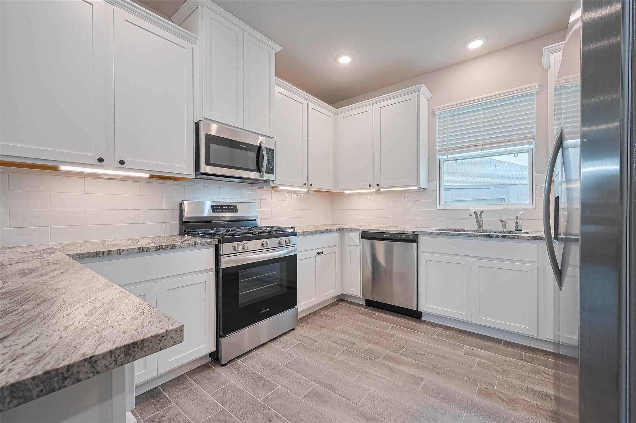 5122 Sedona Creek Dr Property Photo 13