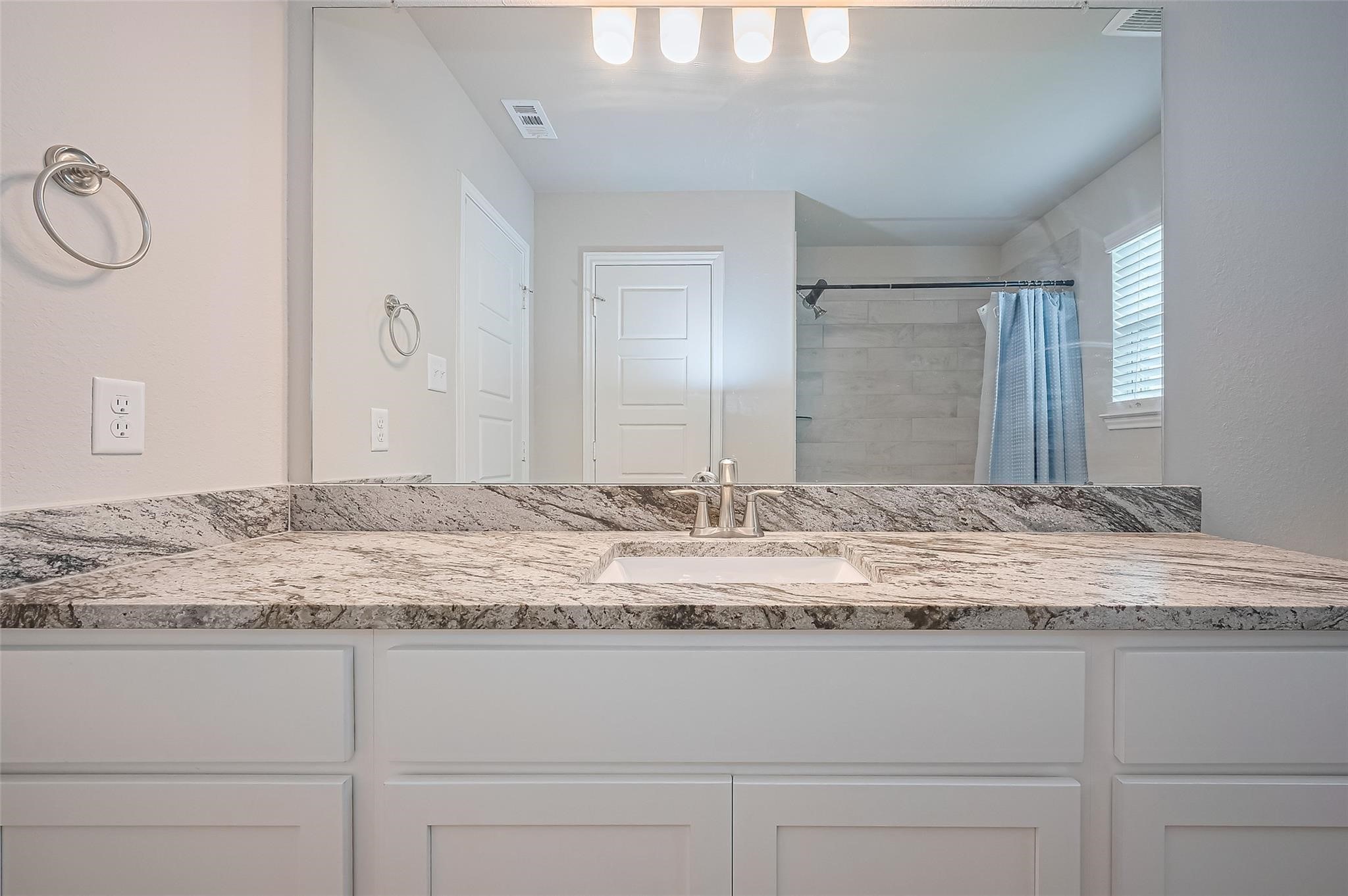 5122 Sedona Creek Dr Property Photo 37