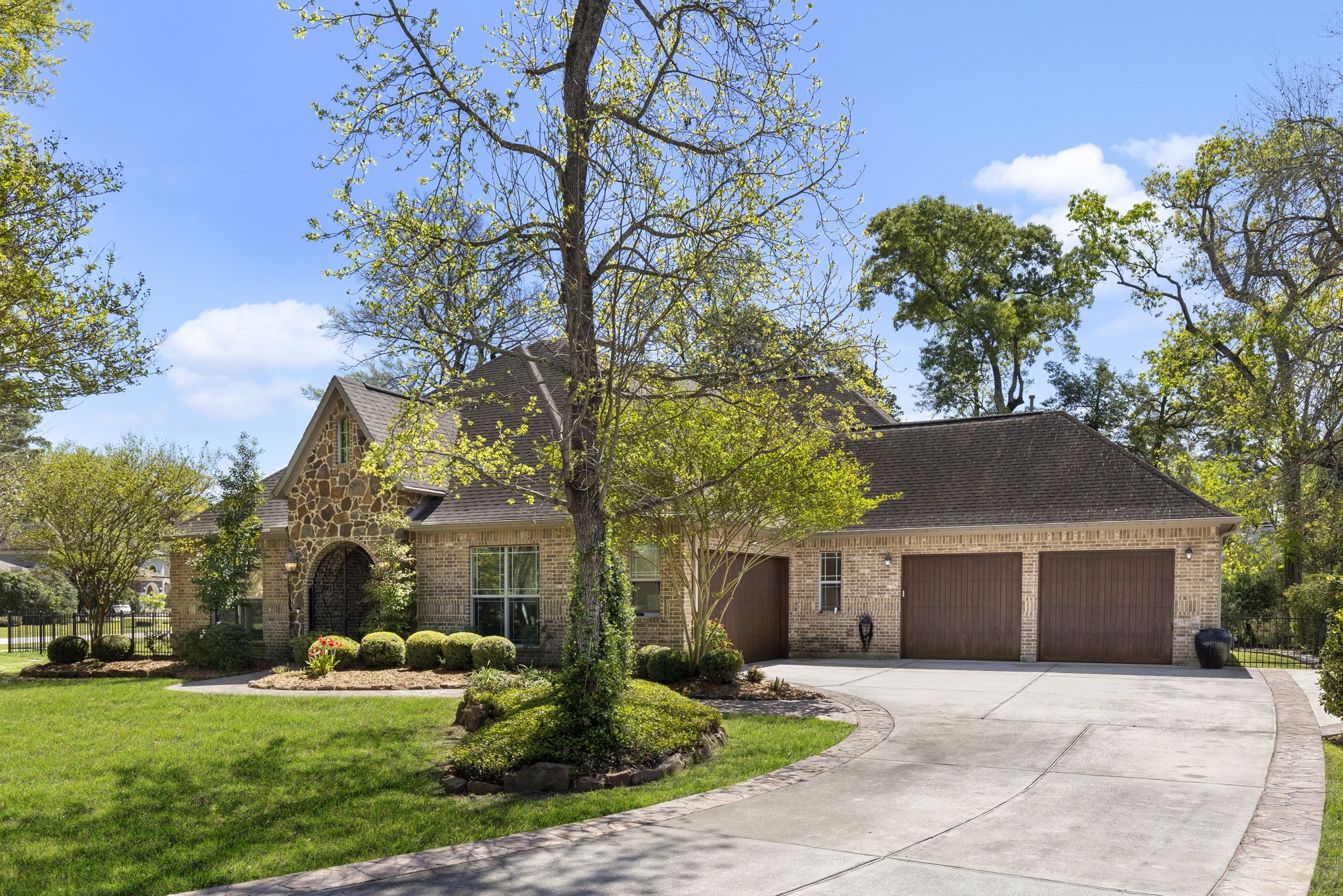 27210 Cass Court Property Photo 3