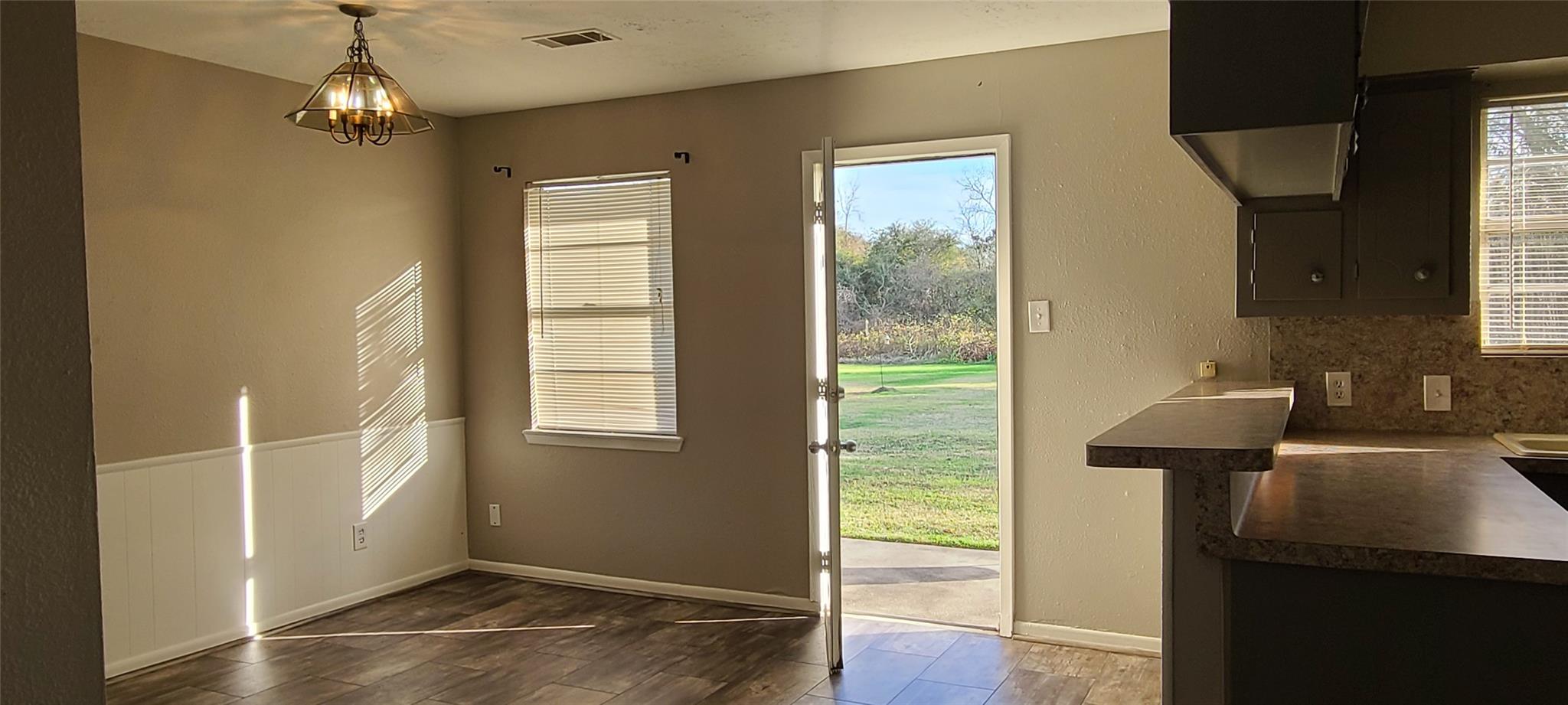 17419/17421-17423/17425 Fir Road Property Photo 4