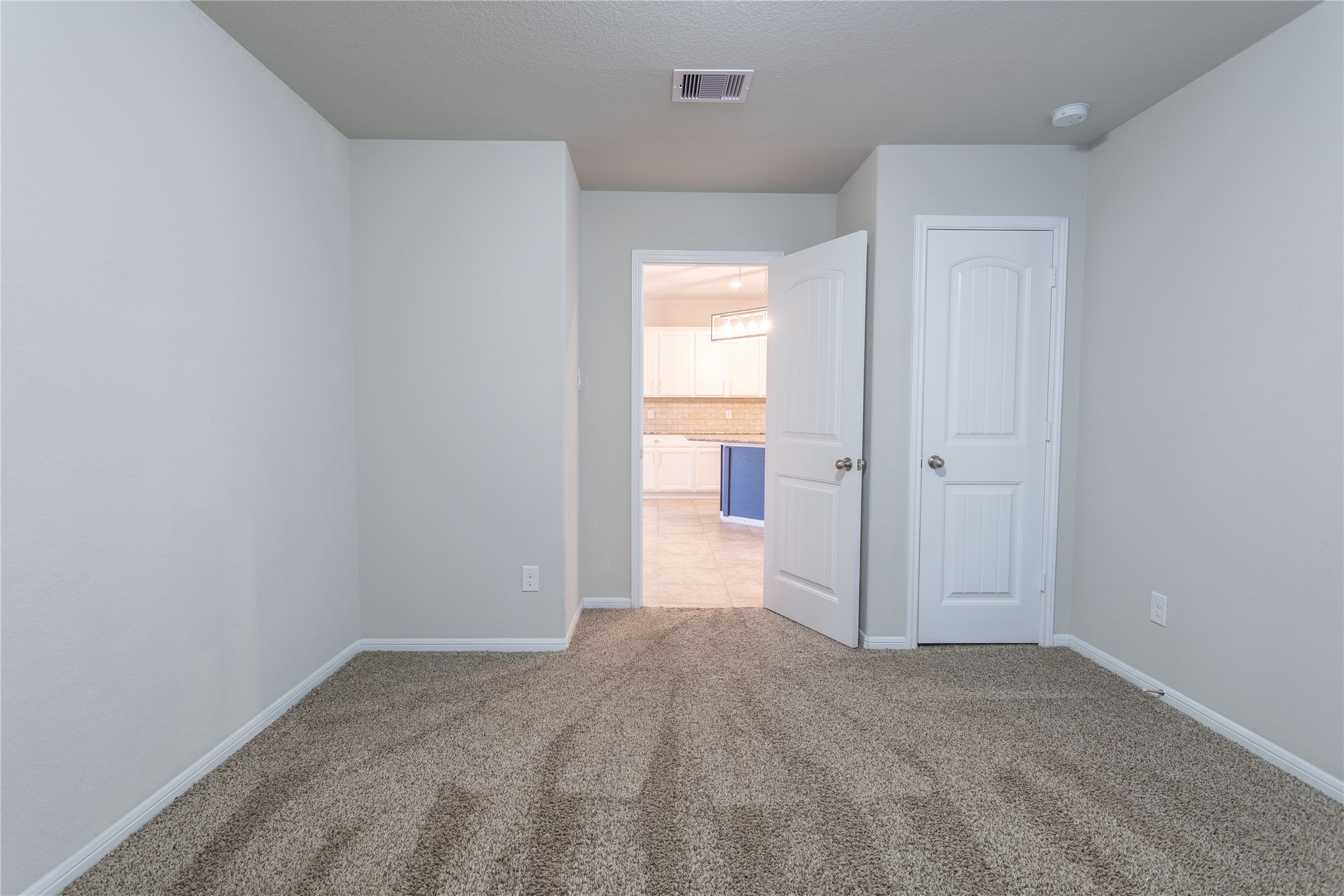 3018 Darlington Court Property Photo 15