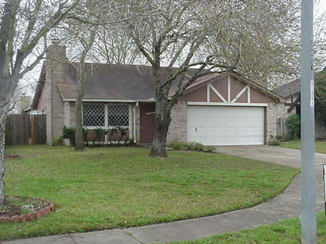 18719 Lippizaner Drive Property Photo 1