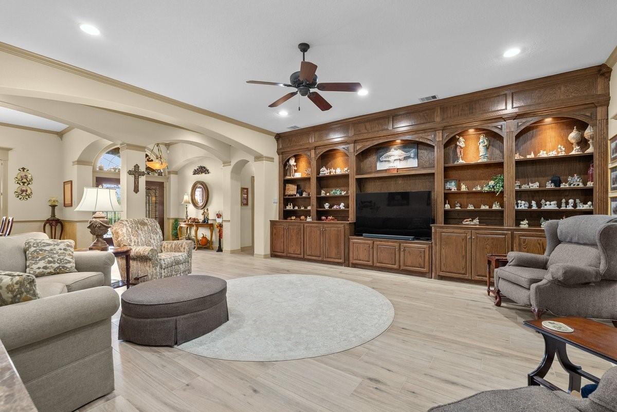 1303 China Grove Drive, Rosharon Tx 77583 Property Photo 9