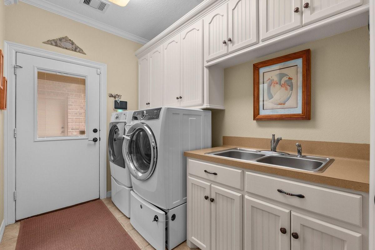 1303 China Grove Drive, Rosharon Tx 77583 Property Photo 28