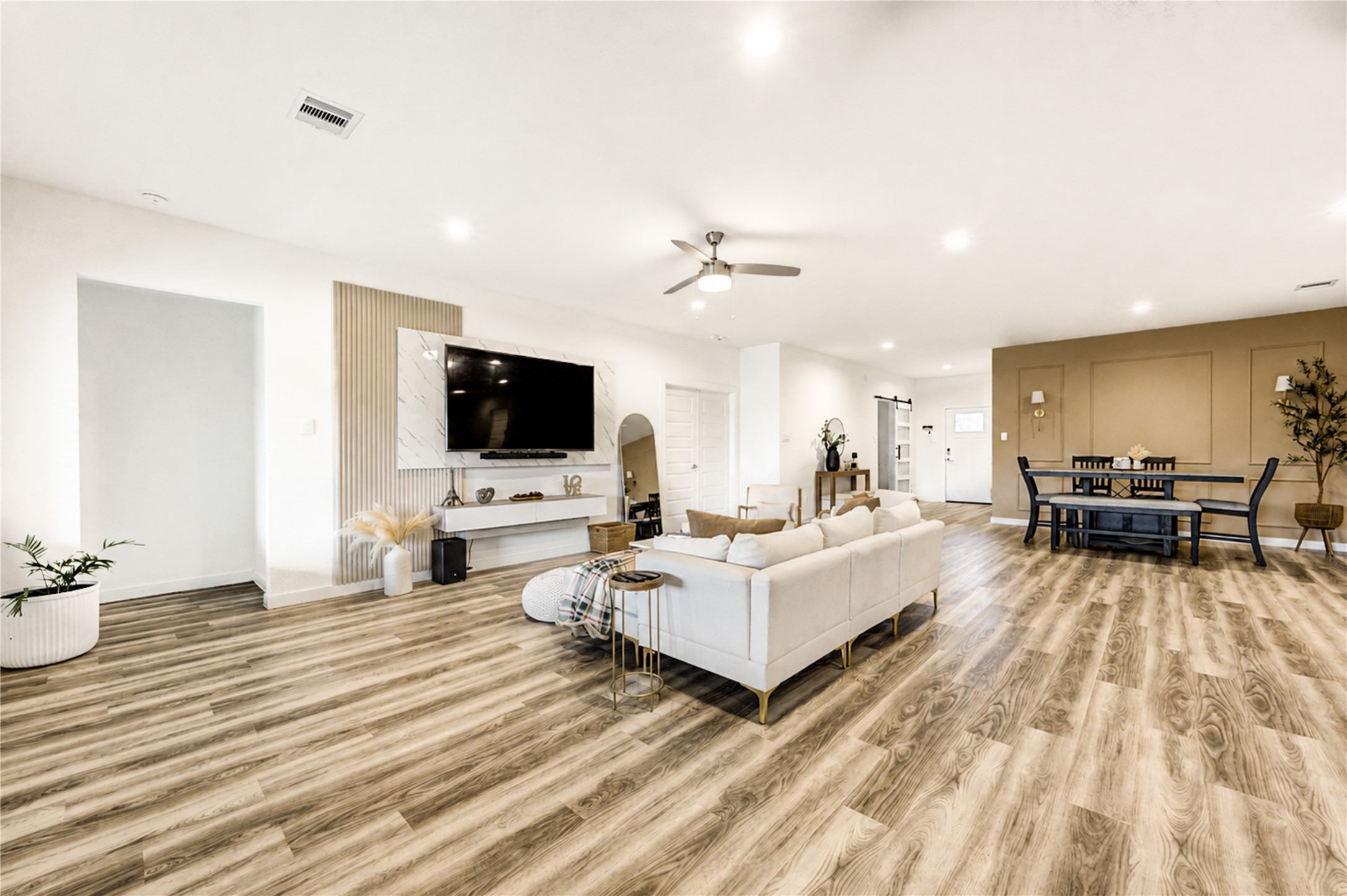 3238 Derry Hill Drive Property Photo 10