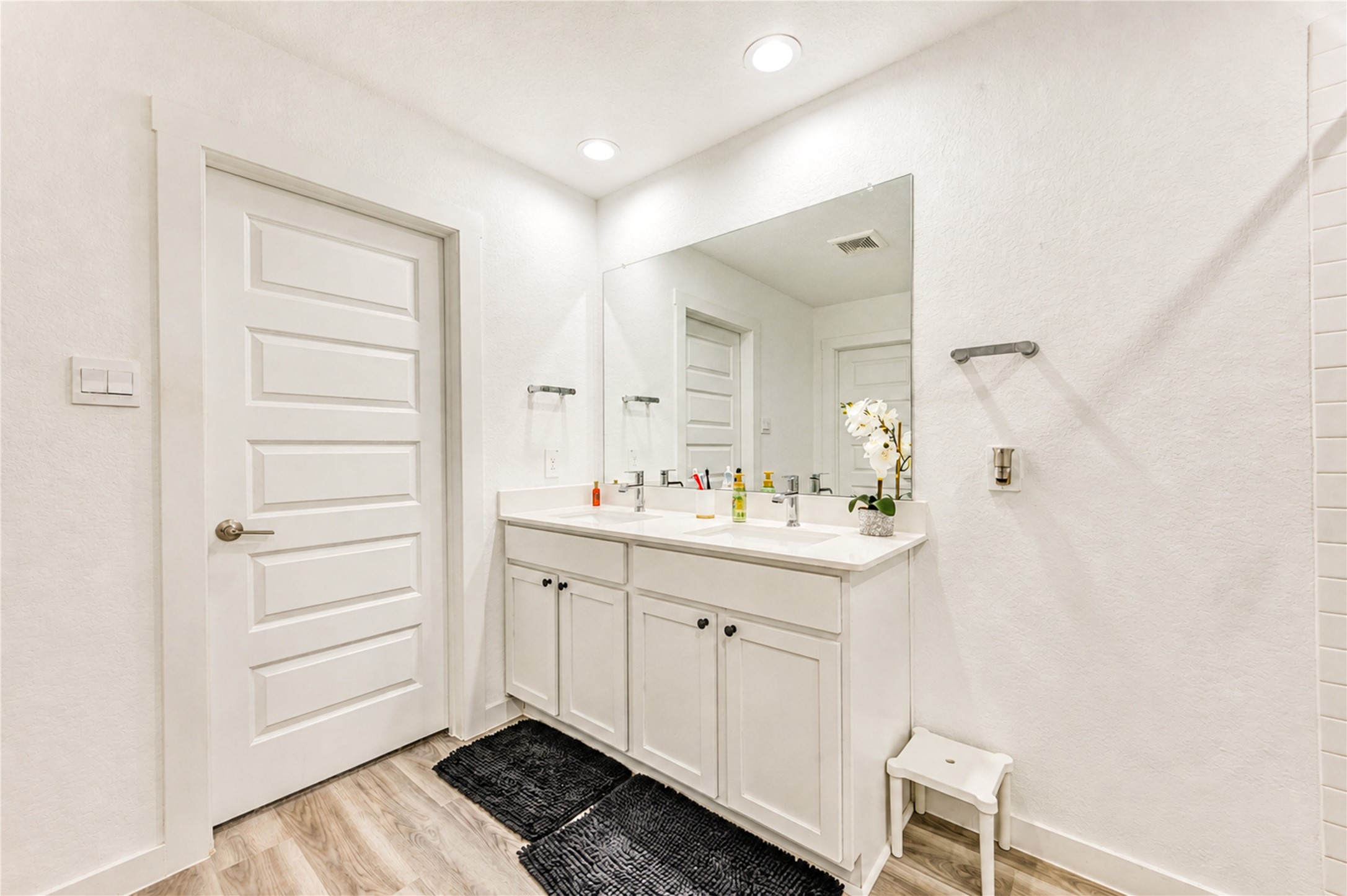 3238 Derry Hill Drive Property Photo 34