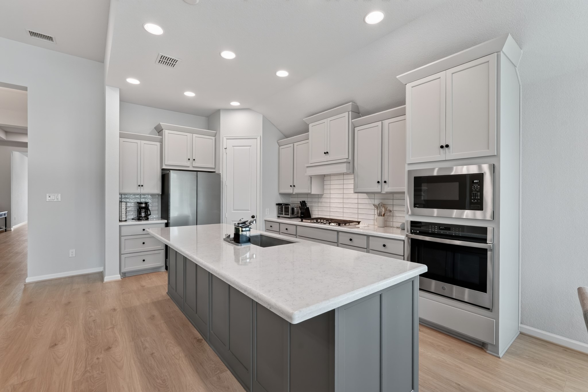 22435 Sawmill Pass Lane Property Photo 11