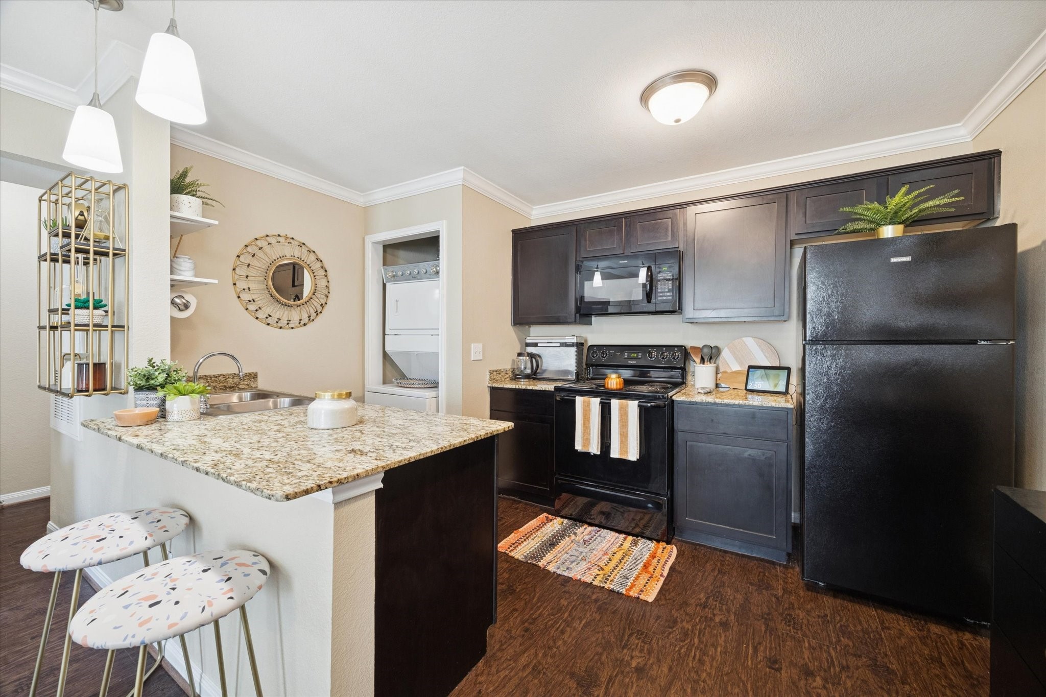 1600 W T C Jester Boulevard 35 Property Photo 6