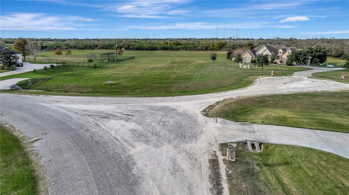 424 Champlain Street Property Photo 4