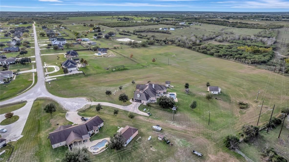 424 Champlain Street Property Photo 9