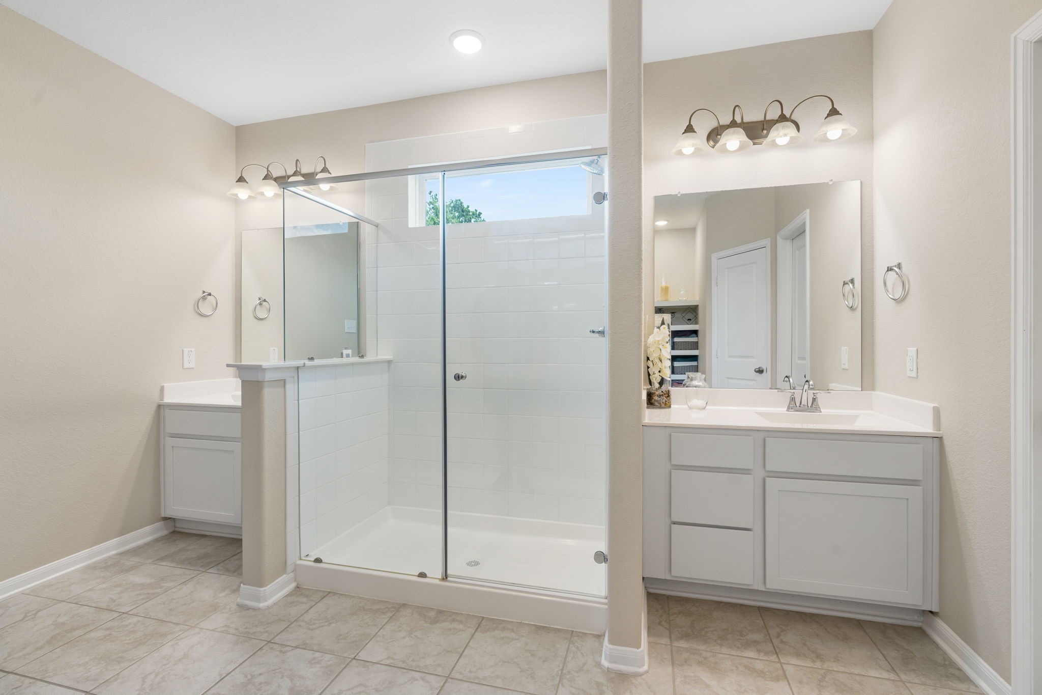 20147 Bushwick Falls Drive Property Photo 13