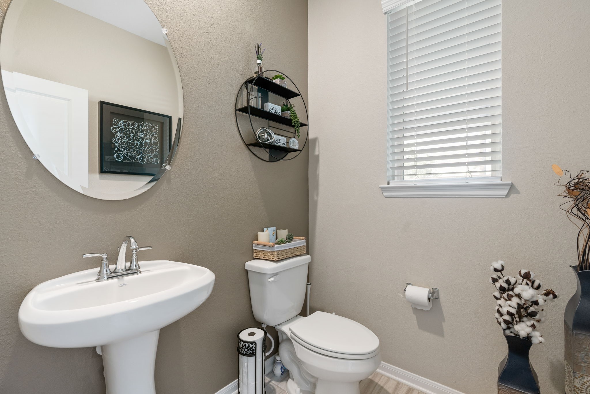 20147 Bushwick Falls Drive Property Photo 14