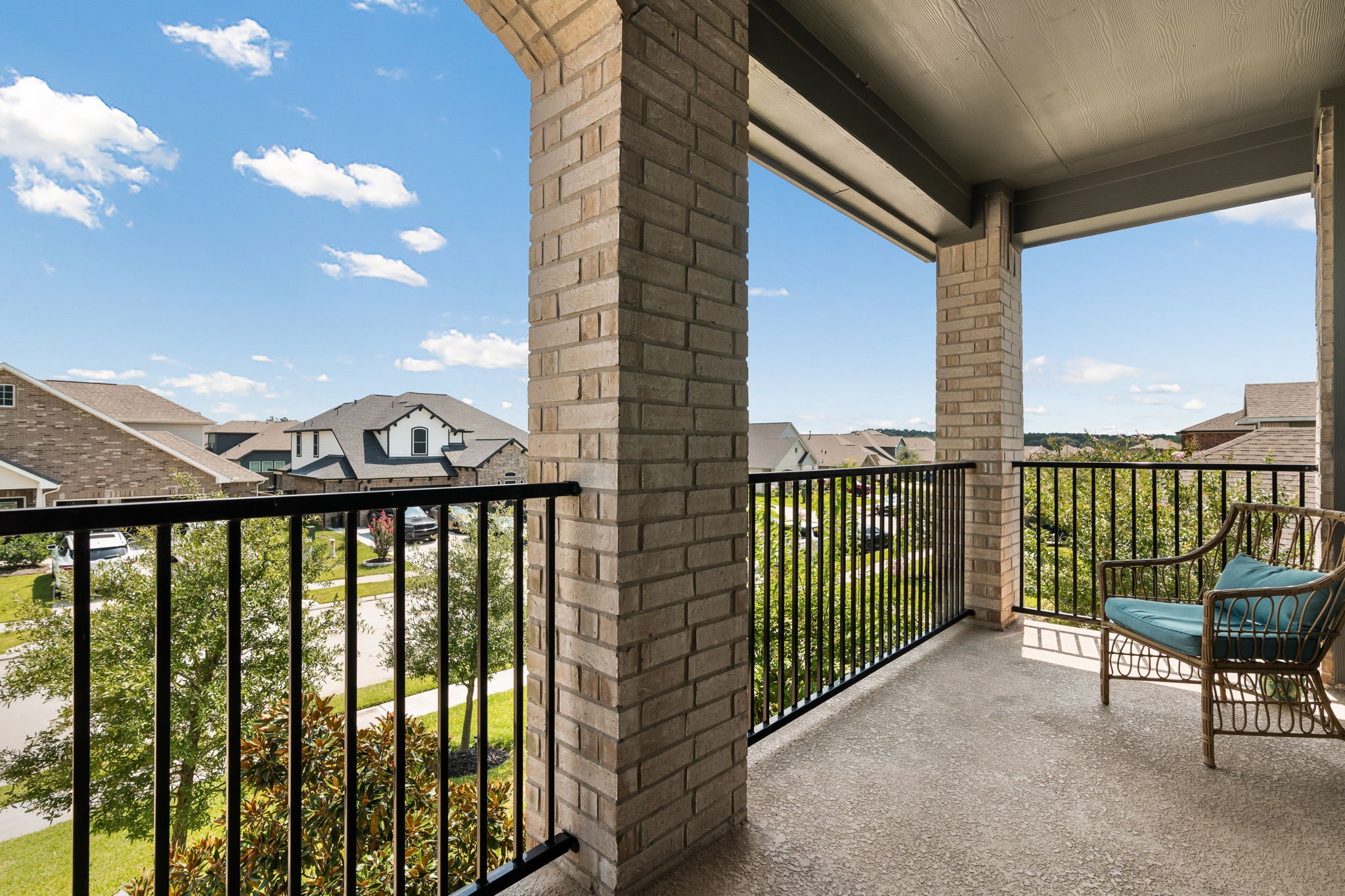 20147 Bushwick Falls Drive Property Photo 16